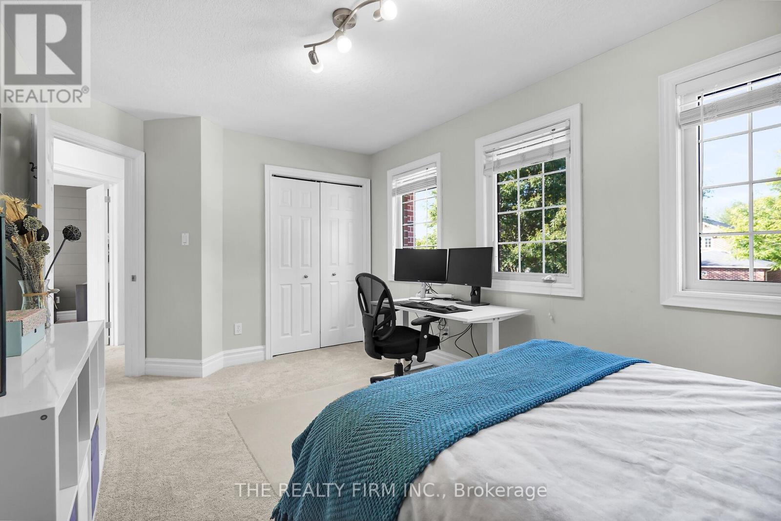 581 Clearwater Crescent, London North, Ontario  N5X 4J9 - Photo 23 - X12438463