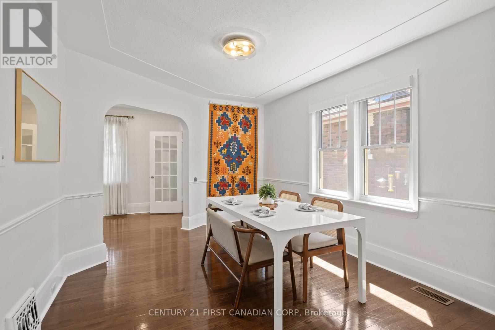872 Lovett Street, London East, Ontario  N5Z 1N5 - Photo 13 - X12438520