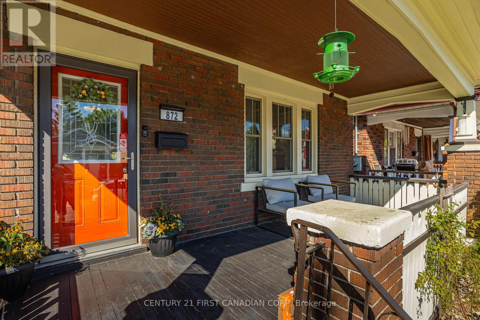 872 Lovett Street, London East, Ontario  N5Z 1N5 - Photo 3 - X12438520