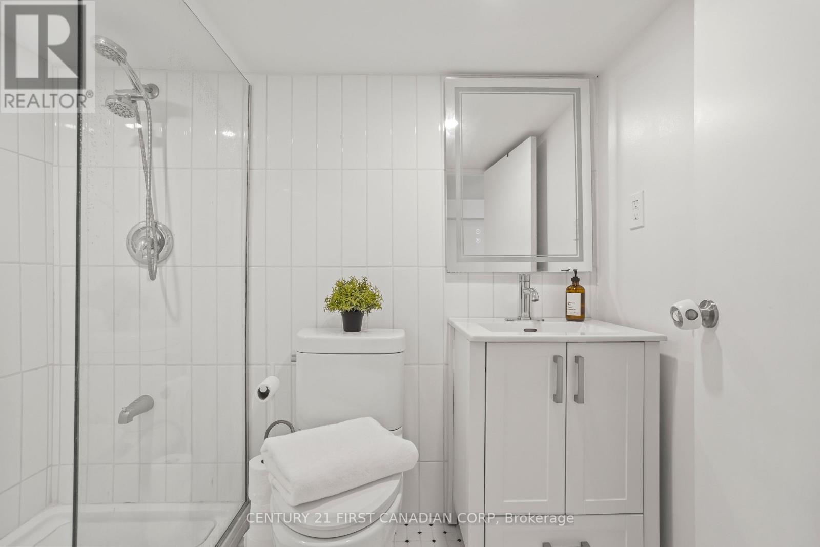 872 Lovett Street, London East, Ontario  N5Z 1N5 - Photo 30 - X12438520