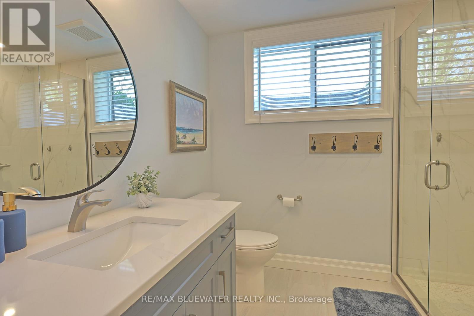 8437 Goosemarsh Line, Lambton Shores, Ontario  N0M 1T0 - Photo 39 - X12438534