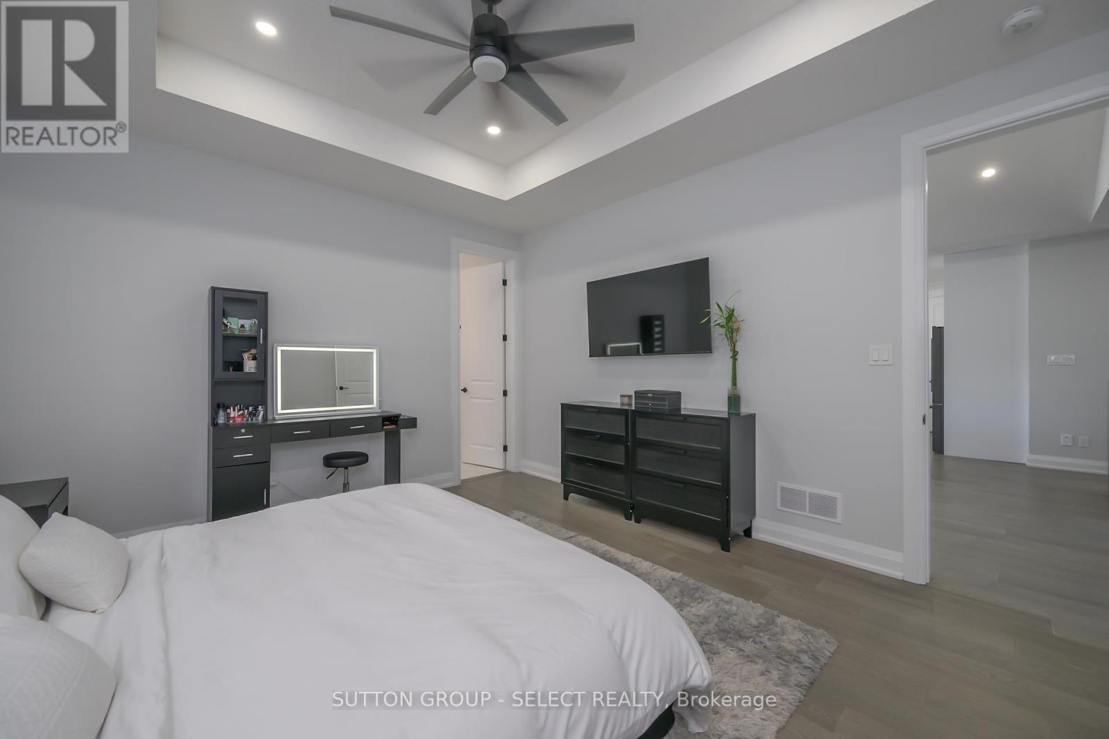 77 - 383 Daventry Way, Middlesex Centre, Ontario  N0L 1R0 - Photo 19 - X12438537