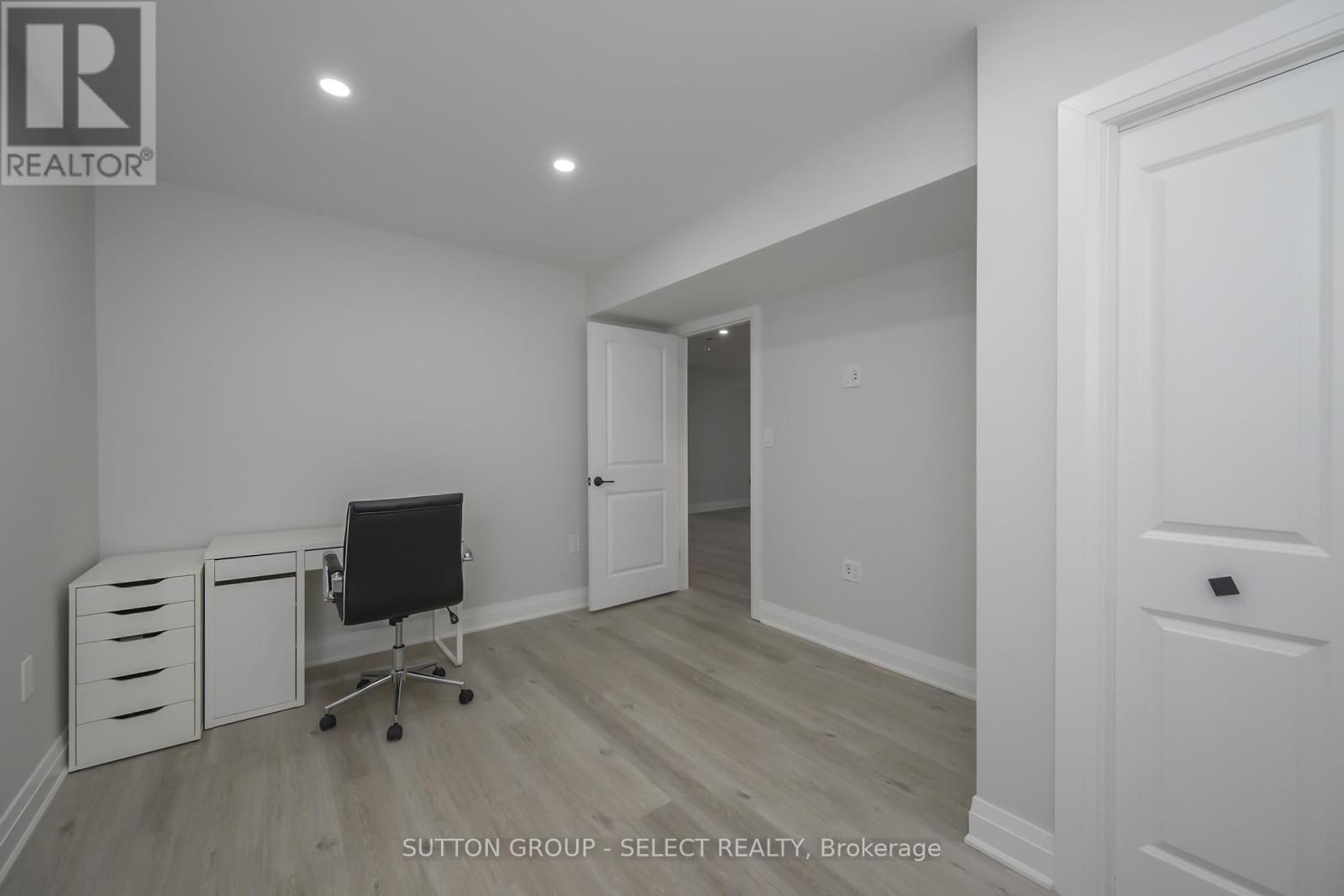 77 - 383 Daventry Way, Middlesex Centre, Ontario  N0L 1R0 - Photo 34 - X12438537