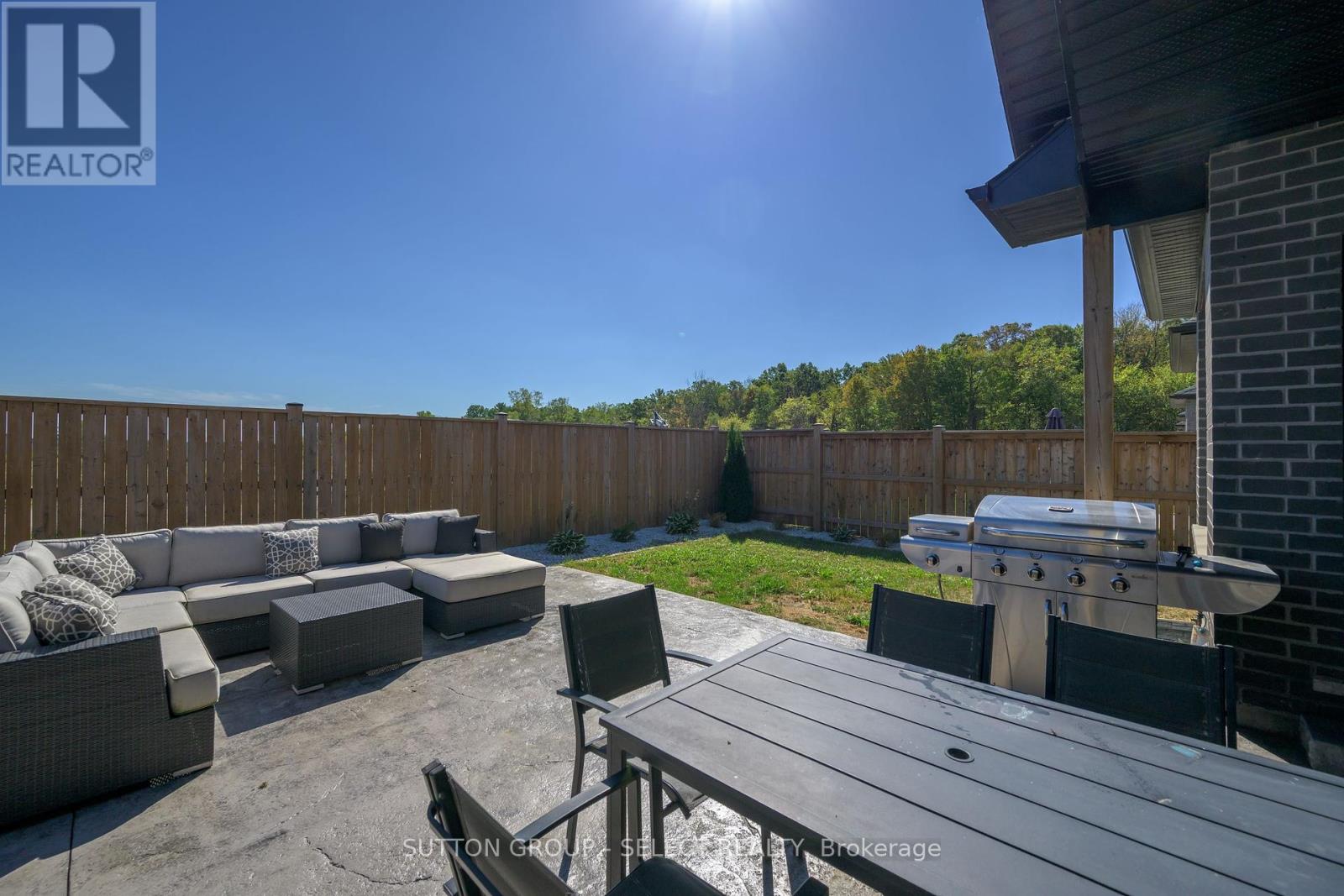 77 - 383 Daventry Way, Middlesex Centre, Ontario  N0L 1R0 - Photo 47 - X12438537