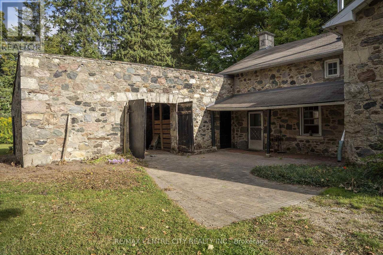 5512 Township Rd 3 S, Guelph/eramosa, Ontario  N0B 2M0 - Photo 20 - X12438562