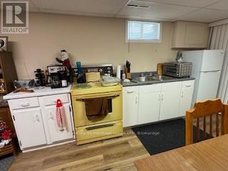5638 Highland Avenue, Niagara Falls, Ontario  L2G 4X1 - Photo 16 - X12375916