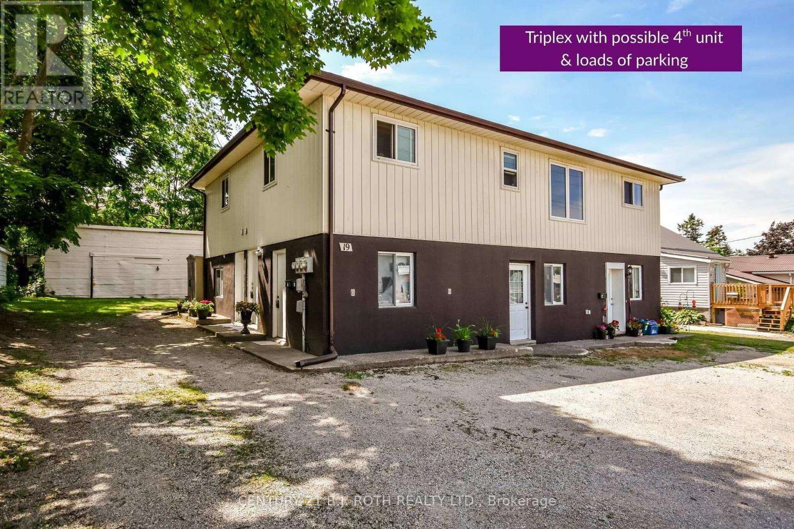 19 SOUTH STREET, Orillia, Ontario