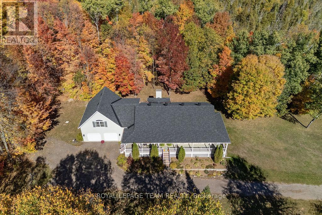 698 Barryvale Road, Greater Madawaska, Ontario  K0J 1H0 - Photo 4 - X12438433