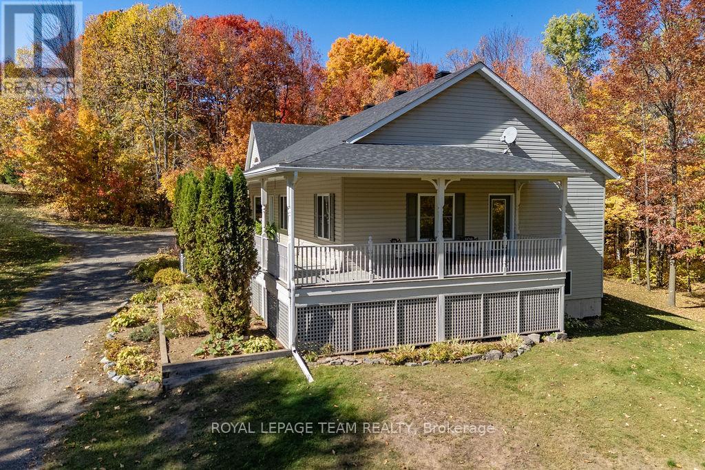 698 Barryvale Road, Greater Madawaska, Ontario  K0J 1H0 - Photo 42 - X12438433