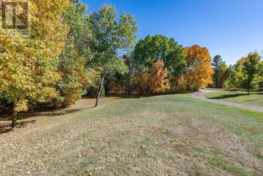 698 Barryvale Road, Greater Madawaska, Ontario  K0J 1H0 - Photo 44 - X12438433