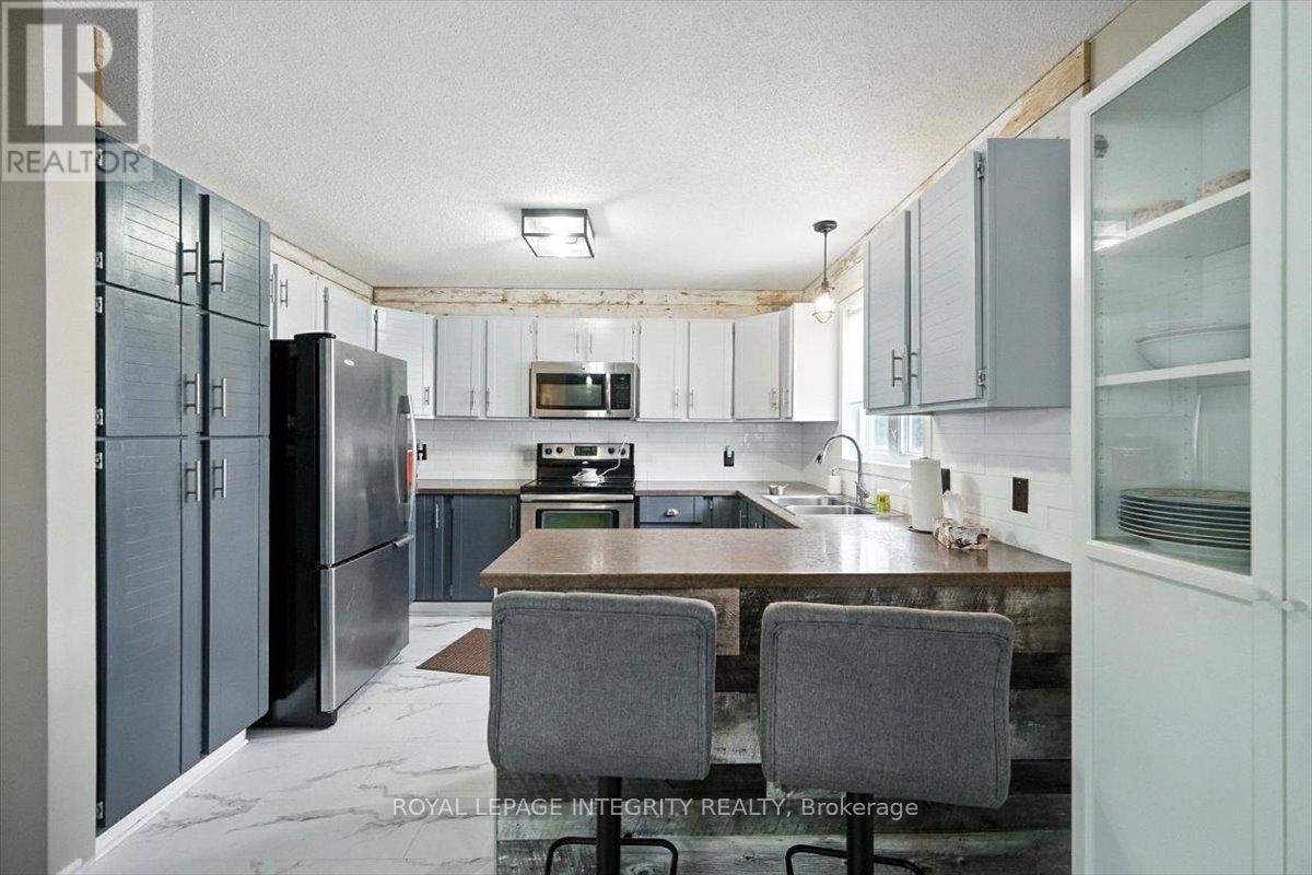 51 Marcel Street, Russell, Ontario  K0A 1W0 - Photo 13 - X12438516