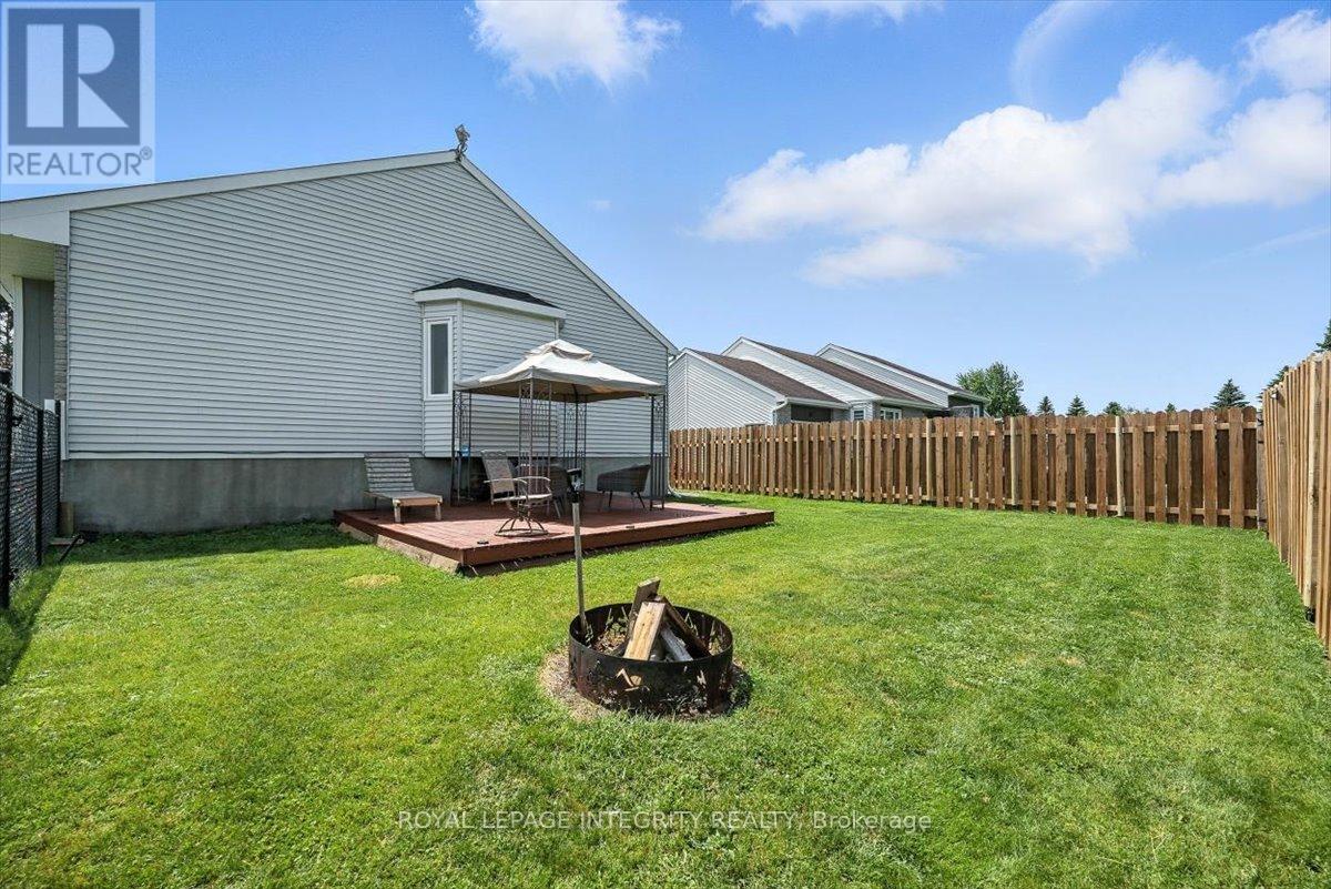 51 Marcel Street, Russell, Ontario  K0A 1W0 - Photo 34 - X12438516