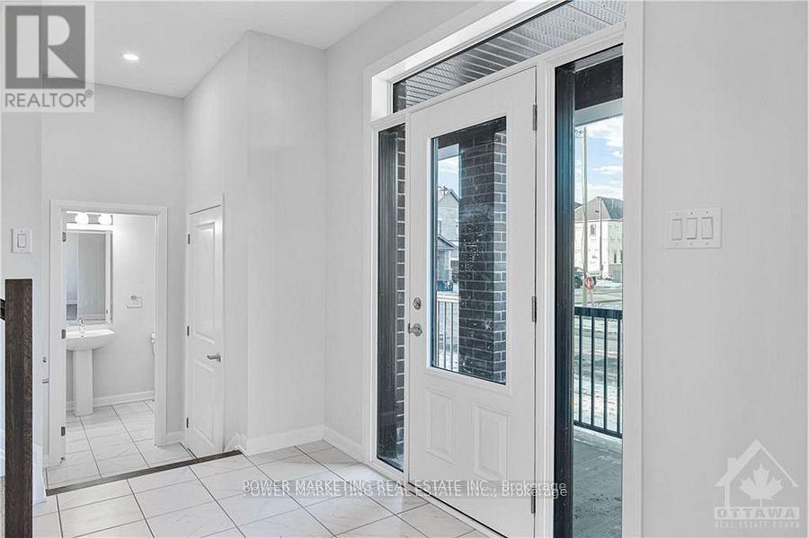 900 Athenry Court, Ottawa, Ontario  K2J 7C5 - Photo 5 - X12438539