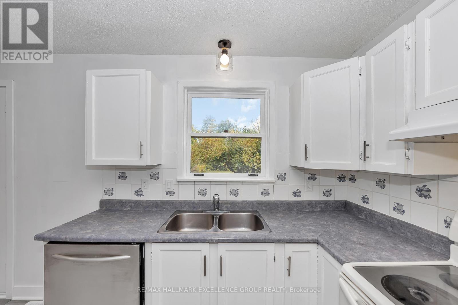 3031 Marlin Road, North Grenville, Ontario  K0G 1J0 - Photo 15 - X12438569