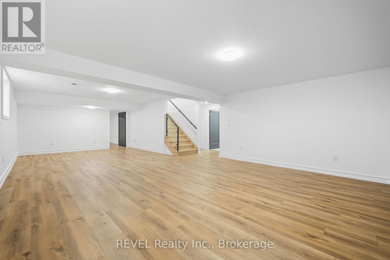 40 Ivy Crescent, Thorold (Confederation Heights), Ontario  L2V 0J9 - Photo 39 - X12438468