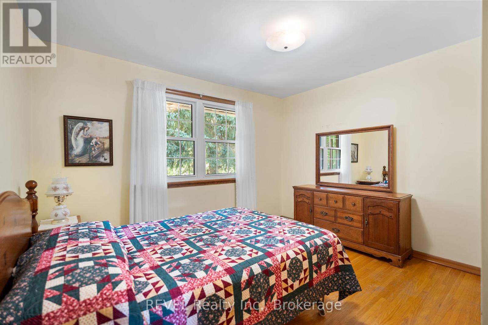 5548 Hodgson Avenue, Niagara Falls (Ascot), Ontario  L2H 1N4 - Photo 26 - X12438532