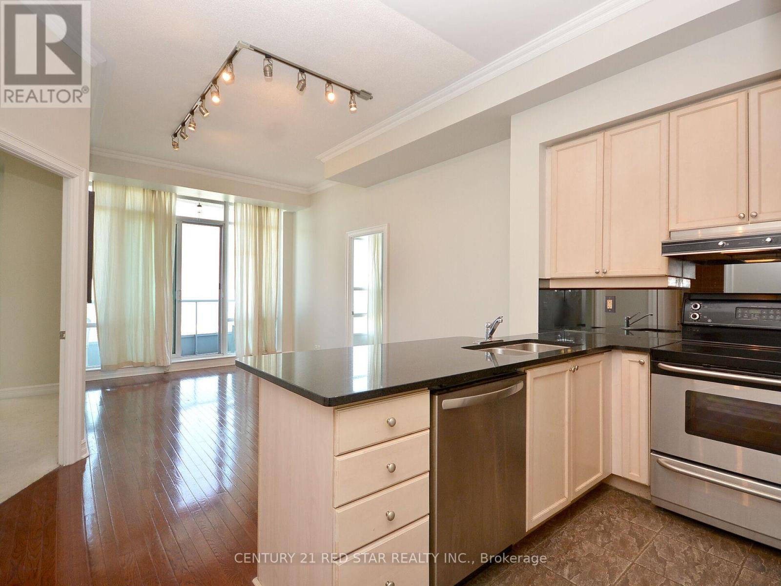 3001 - 1 Elm Drive W, Mississauga, Ontario  L5B 4M1 - Photo 7 - W12438363