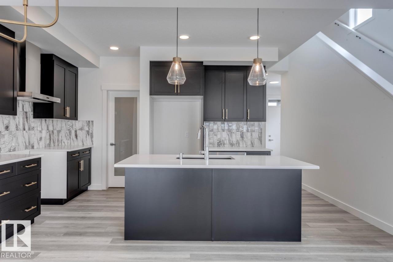 22705 93a Av Nw, Edmonton, Alberta  T5T 7V7 - Photo 10 - E4454697