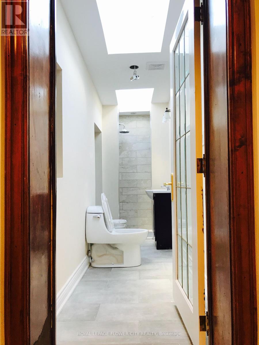 1188 Weston Road, Toronto, Ontario  M9M 4P4 - Photo 16 - W12438367