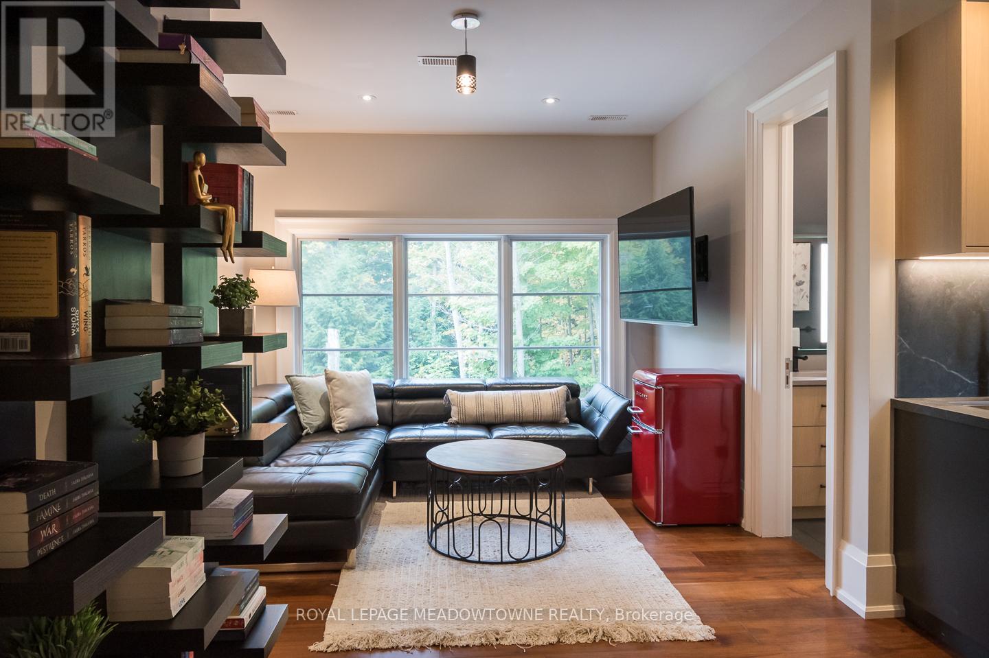13160 Nassagaweya Esquesing Townline, Milton, Ontario  L7J 2L7 - Photo 25 - W12438371