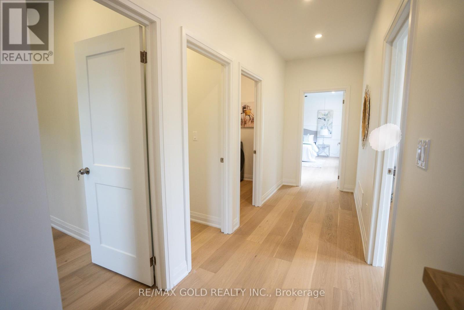 50 Willow Street, Caledon, Ontario  L7E 1C4 - Photo 18 - W12438374