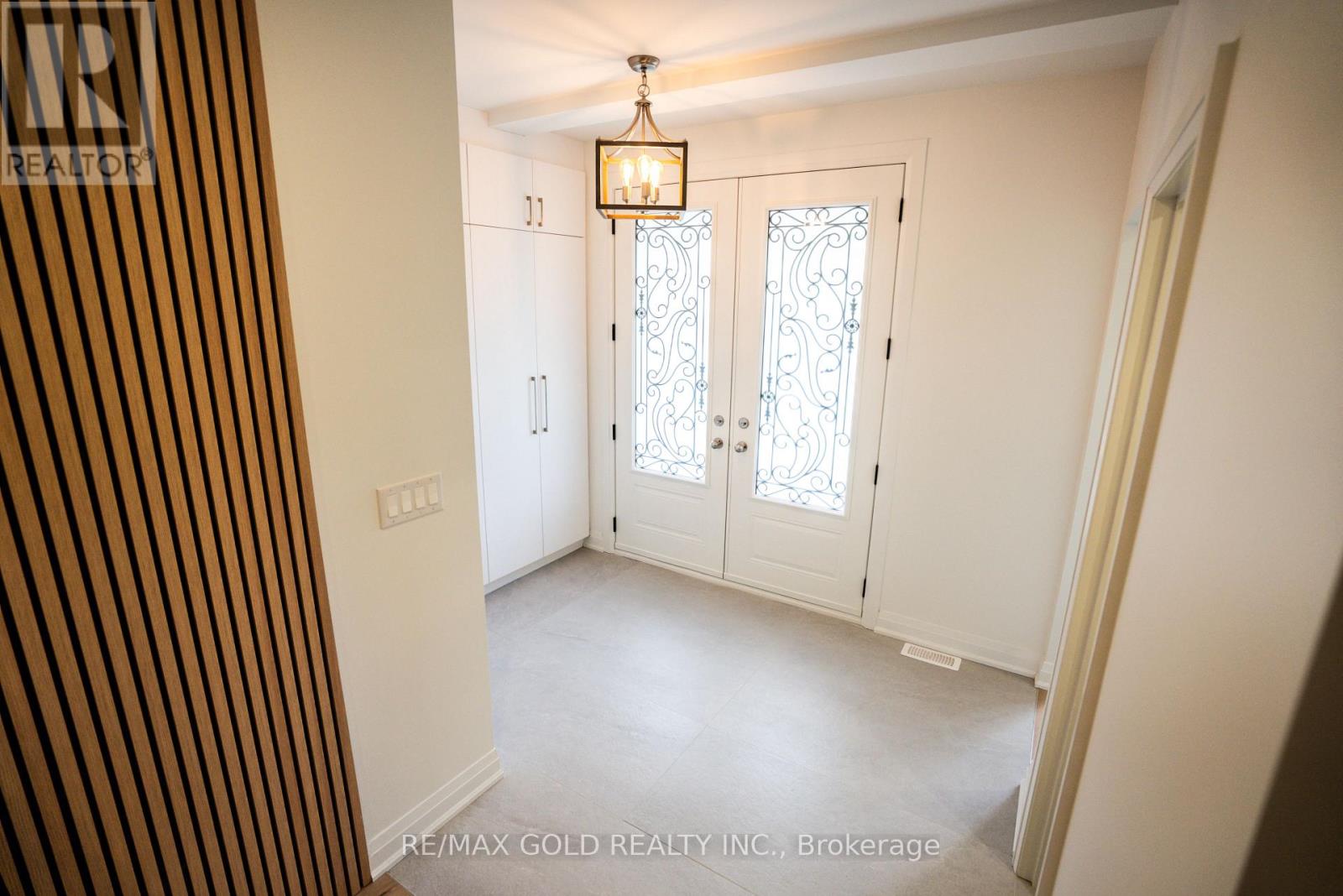 50 Willow Street, Caledon, Ontario  L7E 1C4 - Photo 6 - W12438374