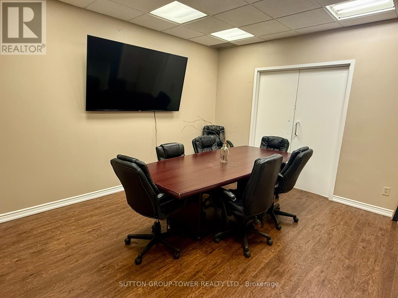 16 - 1050 Britannia Road E, Mississauga, Ontario  L4W 4N9 - Photo 6 - W12438395