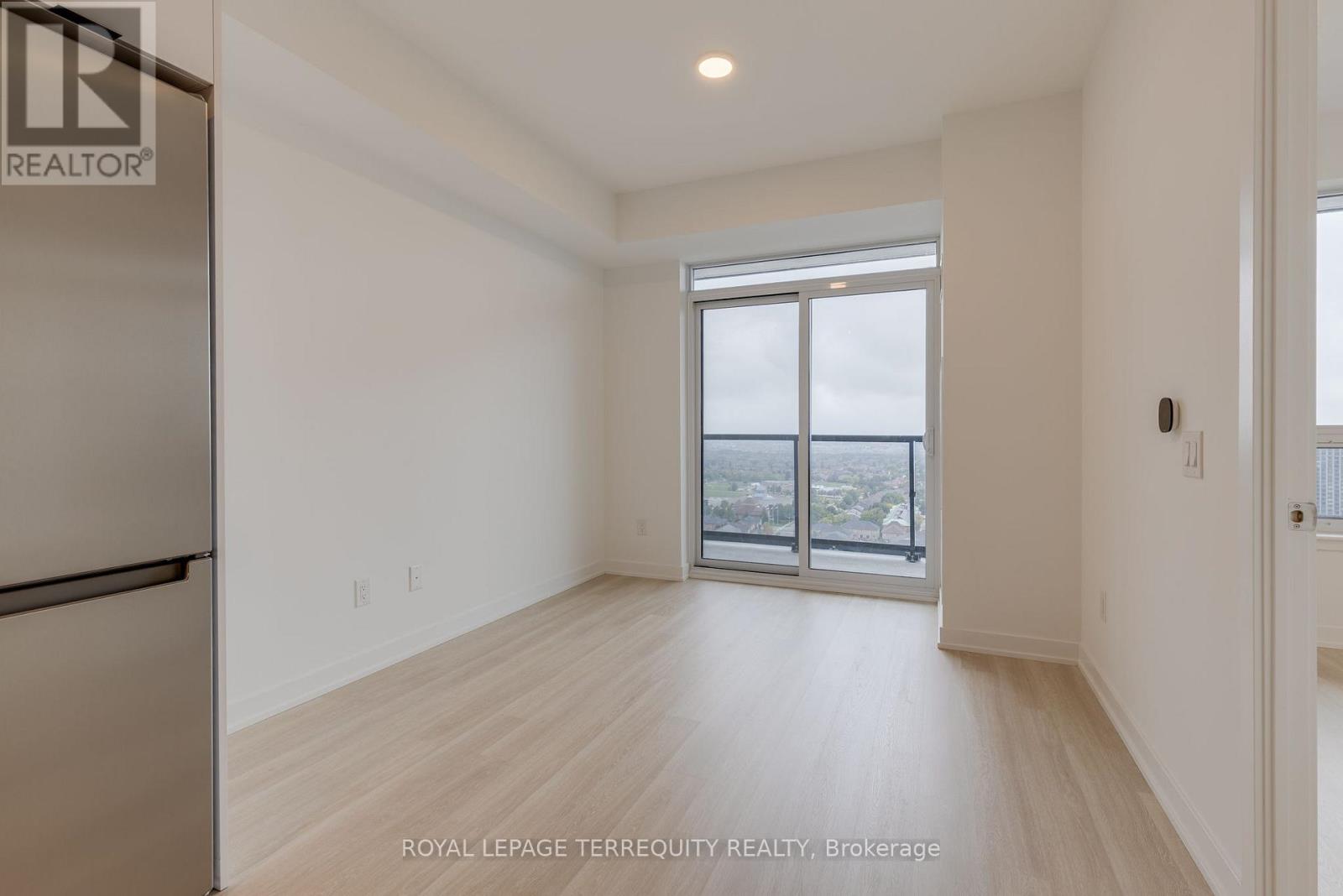 2001 - 5105 Hurontario Street, Mississauga, Ontario  L4Z 0C9 - Photo 4 - W12438407