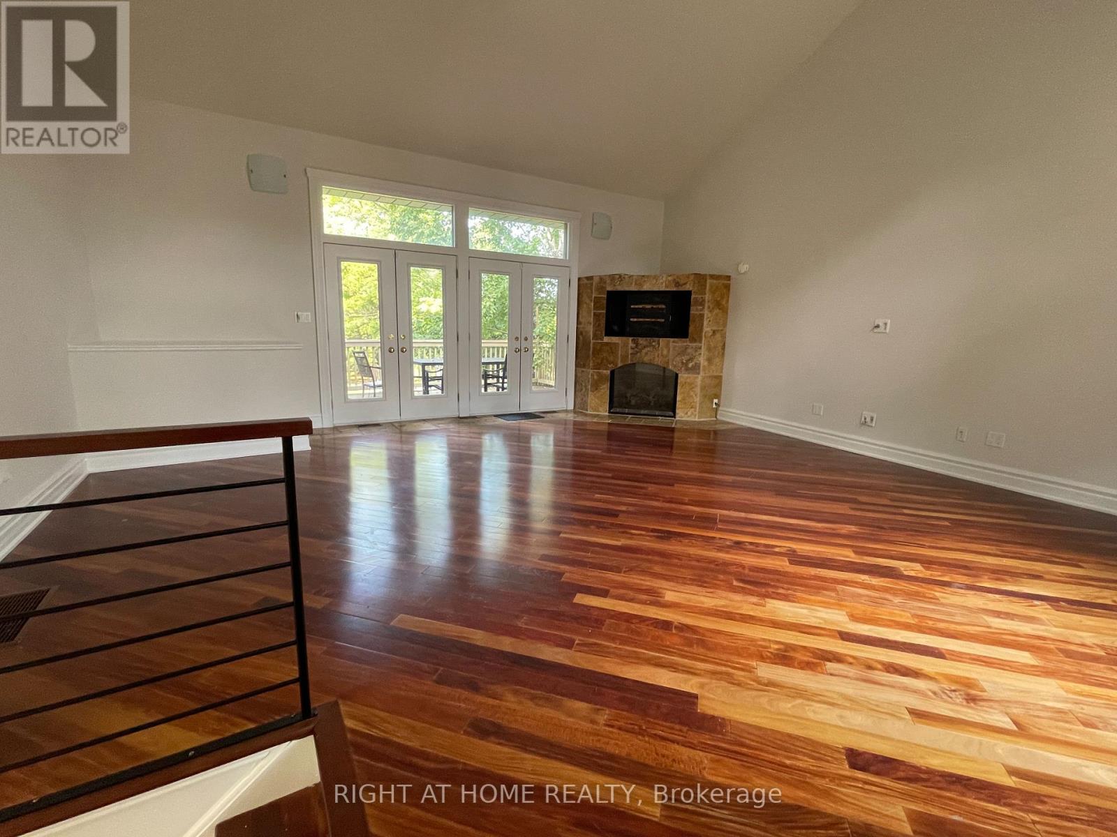 435 Maple Avenue, Oakville, Ontario  L6J 2J2 - Photo 16 - W12438409