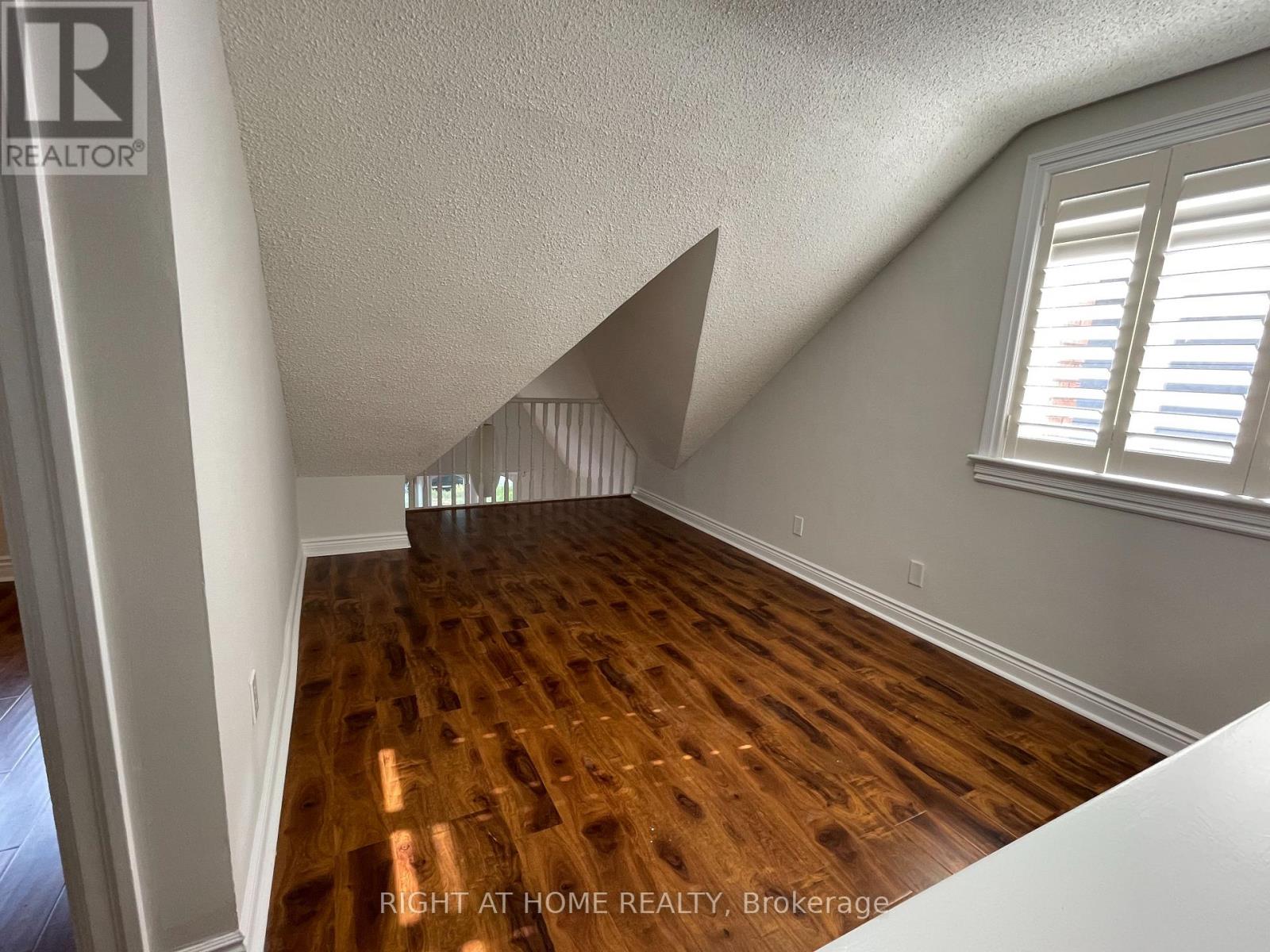 435 Maple Avenue, Oakville, Ontario  L6J 2J2 - Photo 22 - W12438409