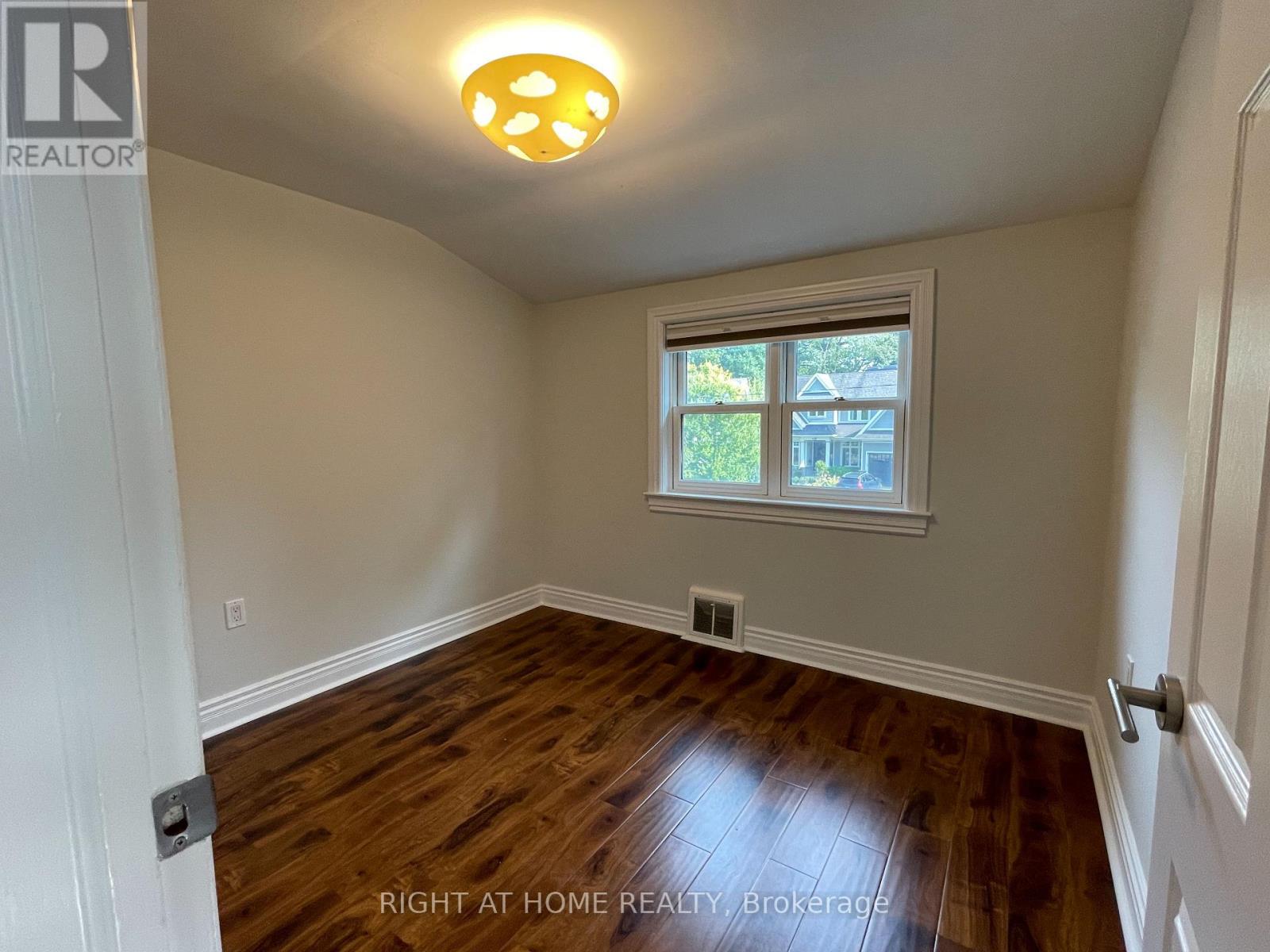 435 Maple Avenue, Oakville, Ontario  L6J 2J2 - Photo 23 - W12438409