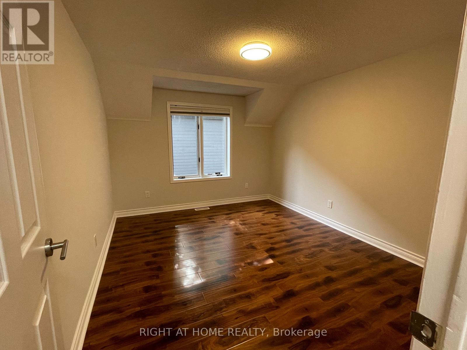 435 Maple Avenue, Oakville, Ontario  L6J 2J2 - Photo 25 - W12438409