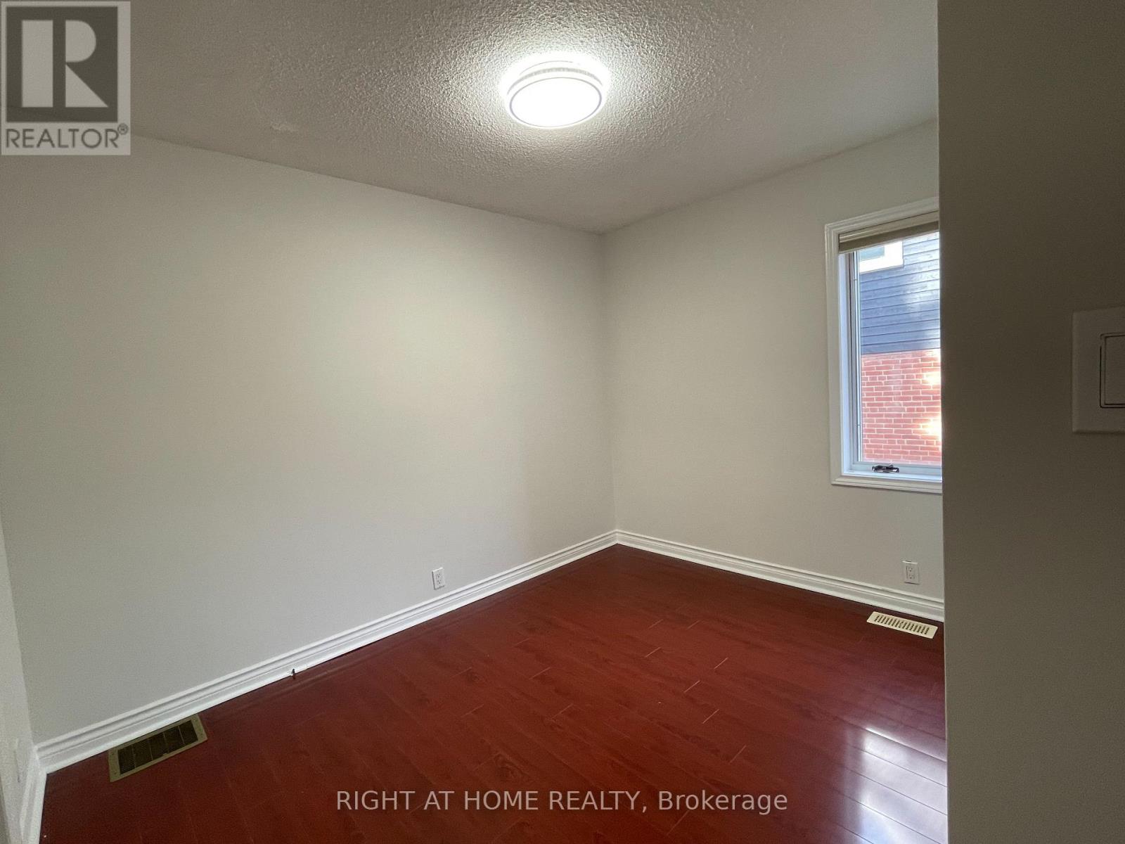 435 Maple Avenue, Oakville, Ontario  L6J 2J2 - Photo 5 - W12438409