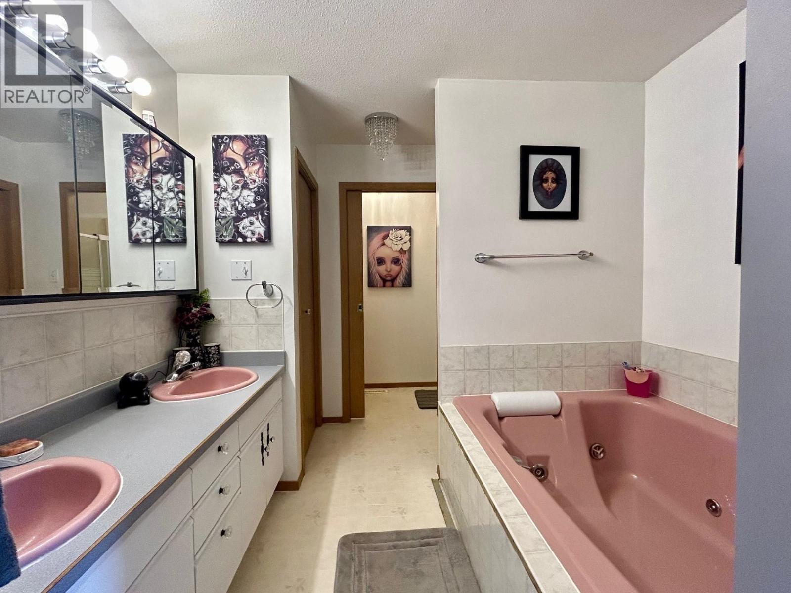 5219 49 Street, Fort Nelson, British Columbia  V0C 1R0 - Photo 12 - R2958853