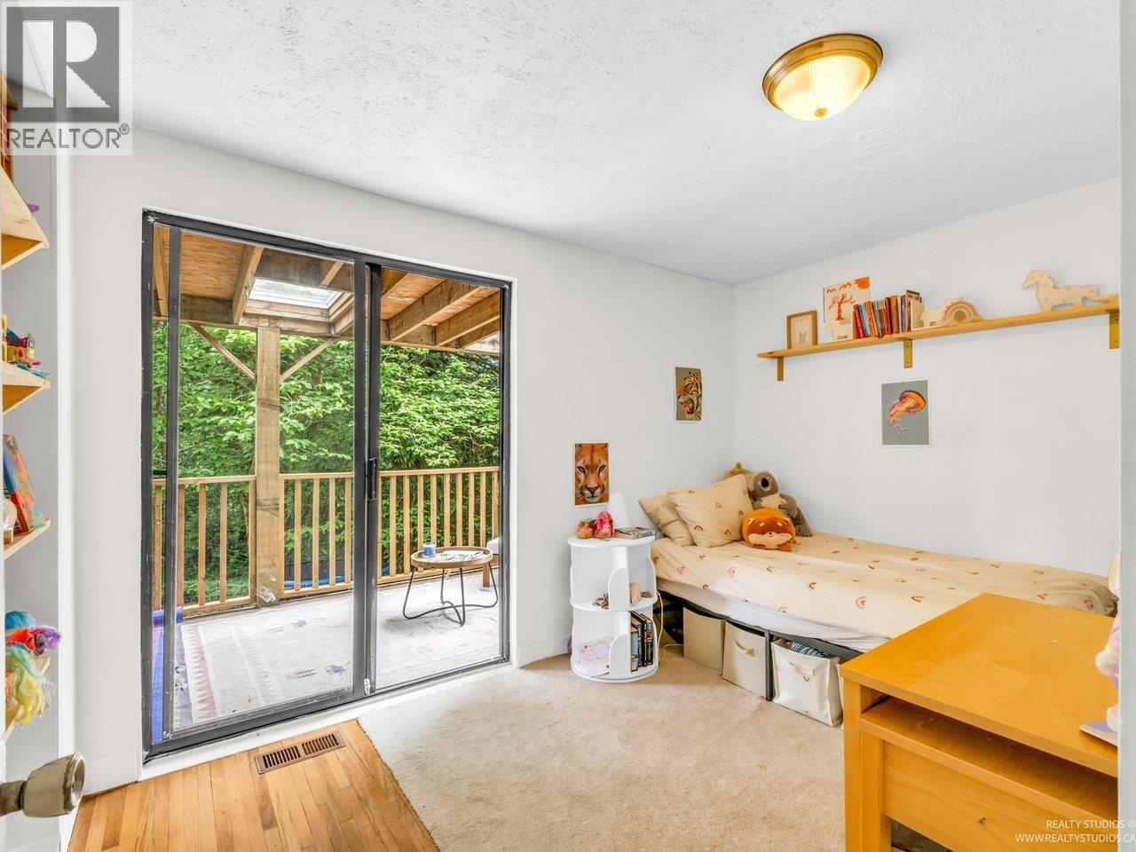 1706 Deep Cove Road, North Vancouver, British Columbia  V7G 1S5 - Photo 14 - R3038426