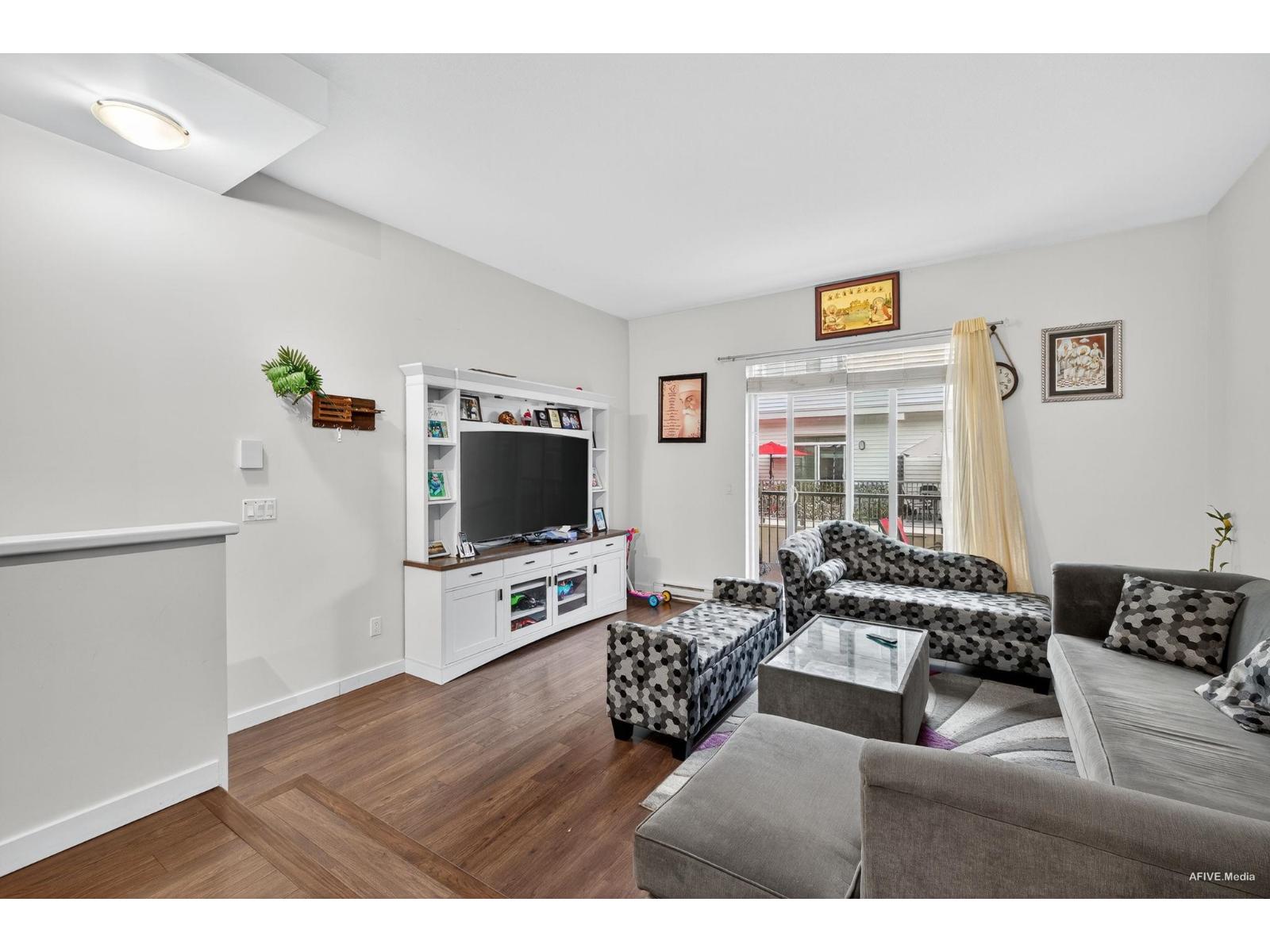 37 8130 136a Street, Surrey, British Columbia  V3W 1H9 - Photo 8 - R3053834