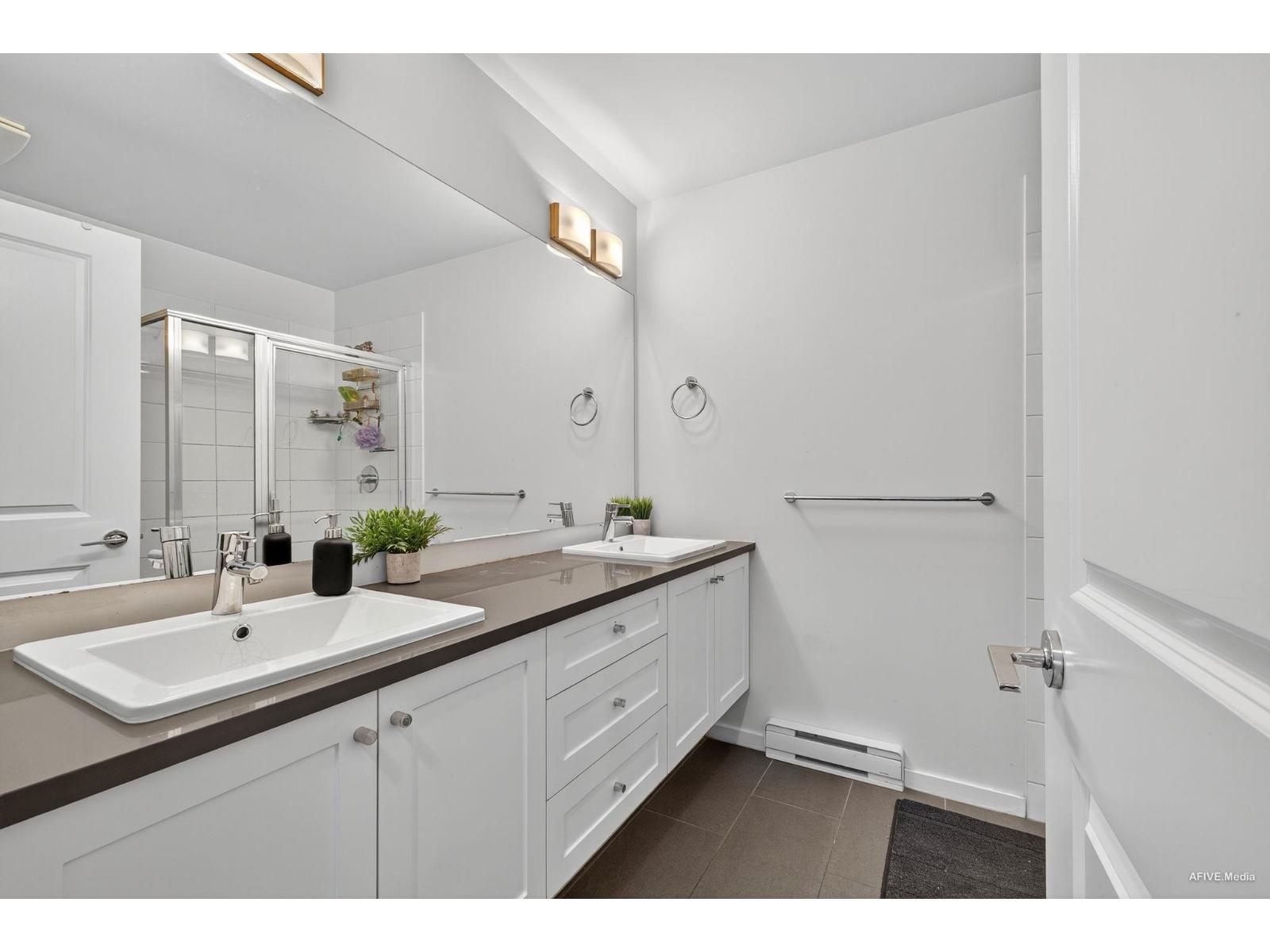 37 8130 136a Street, Surrey, British Columbia  V3W 1H9 - Photo 15 - R3053834
