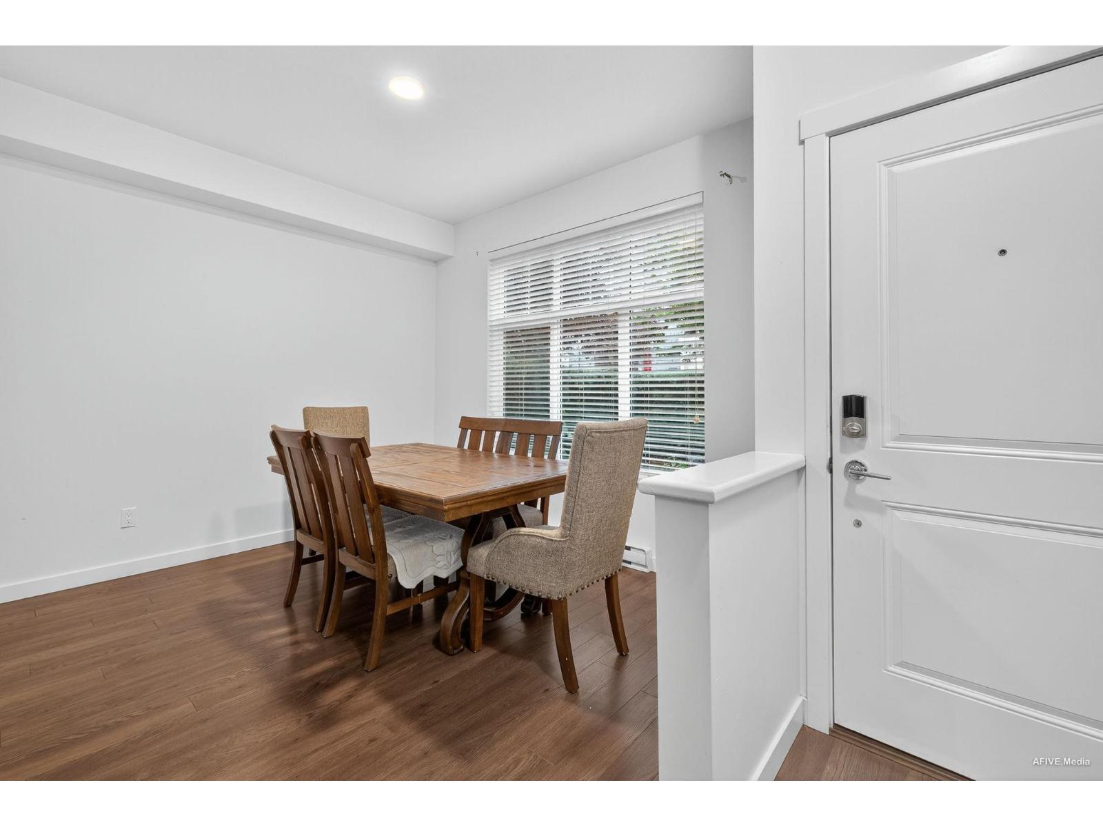 37 8130 136a Street, Surrey, British Columbia  V3W 1H9 - Photo 5 - R3053834