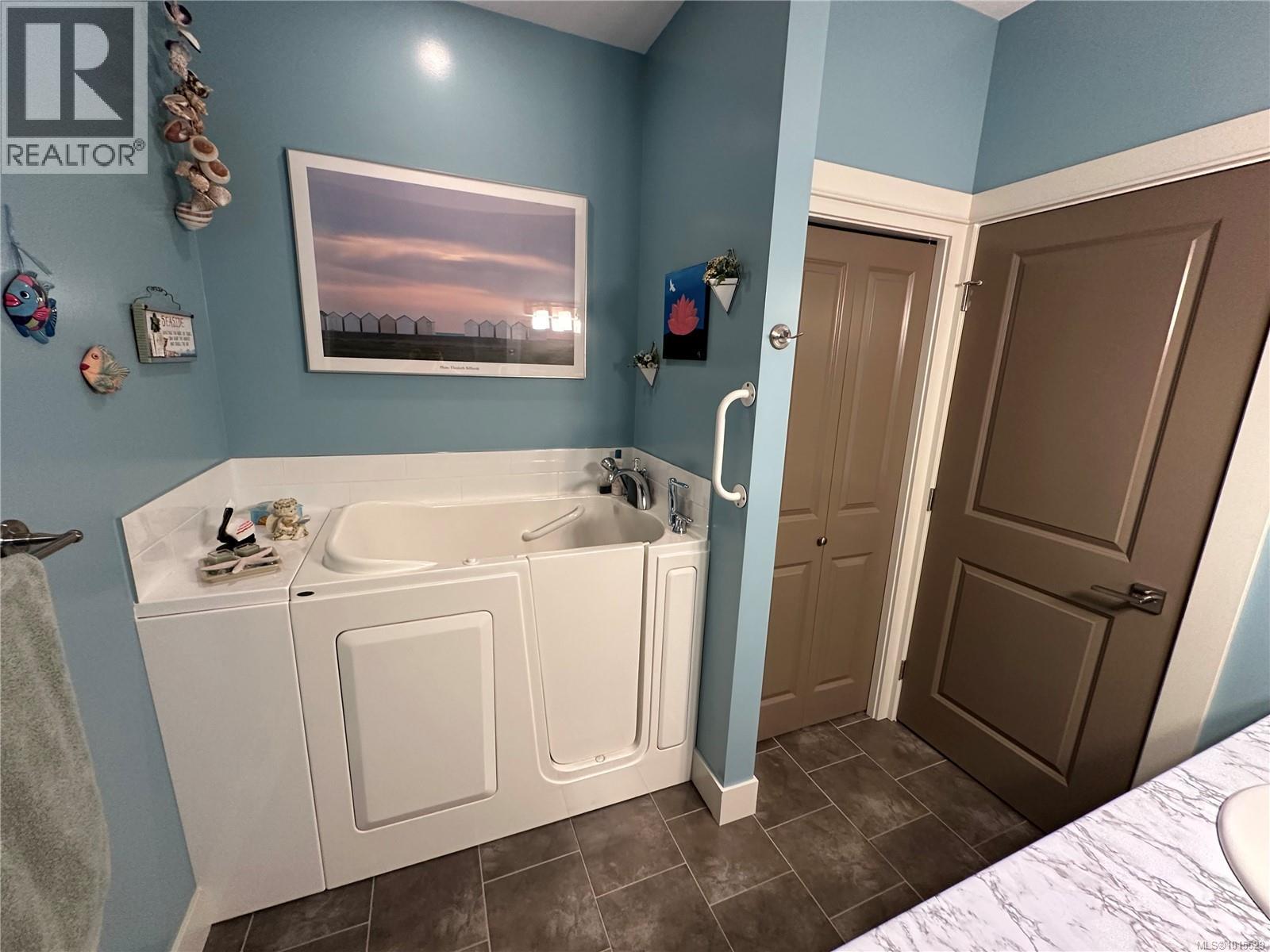 4 6177 Nitinat Way, Nanaimo, British Columbia  V9V 0A9 - Photo 20 - 1015529