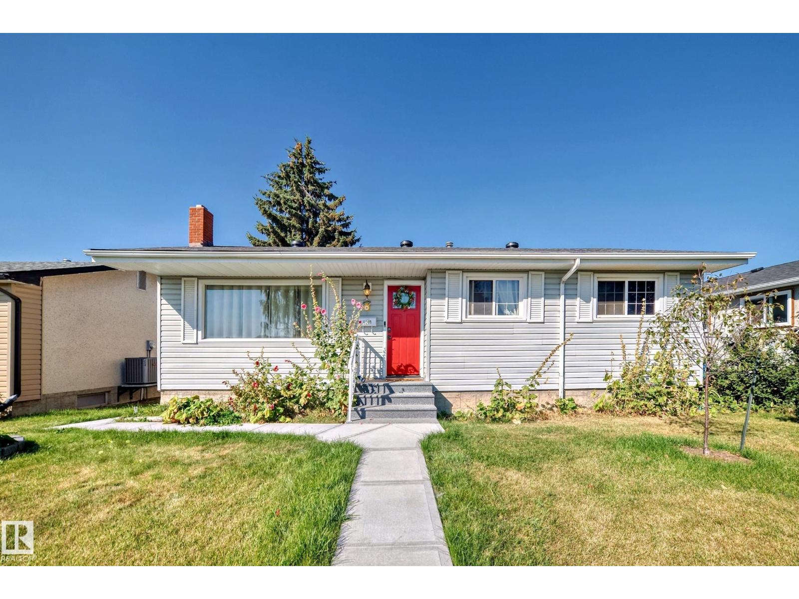 6308 144a Av Nw, Edmonton, Alberta  T5A 1S4 - Photo 2 - E4460300