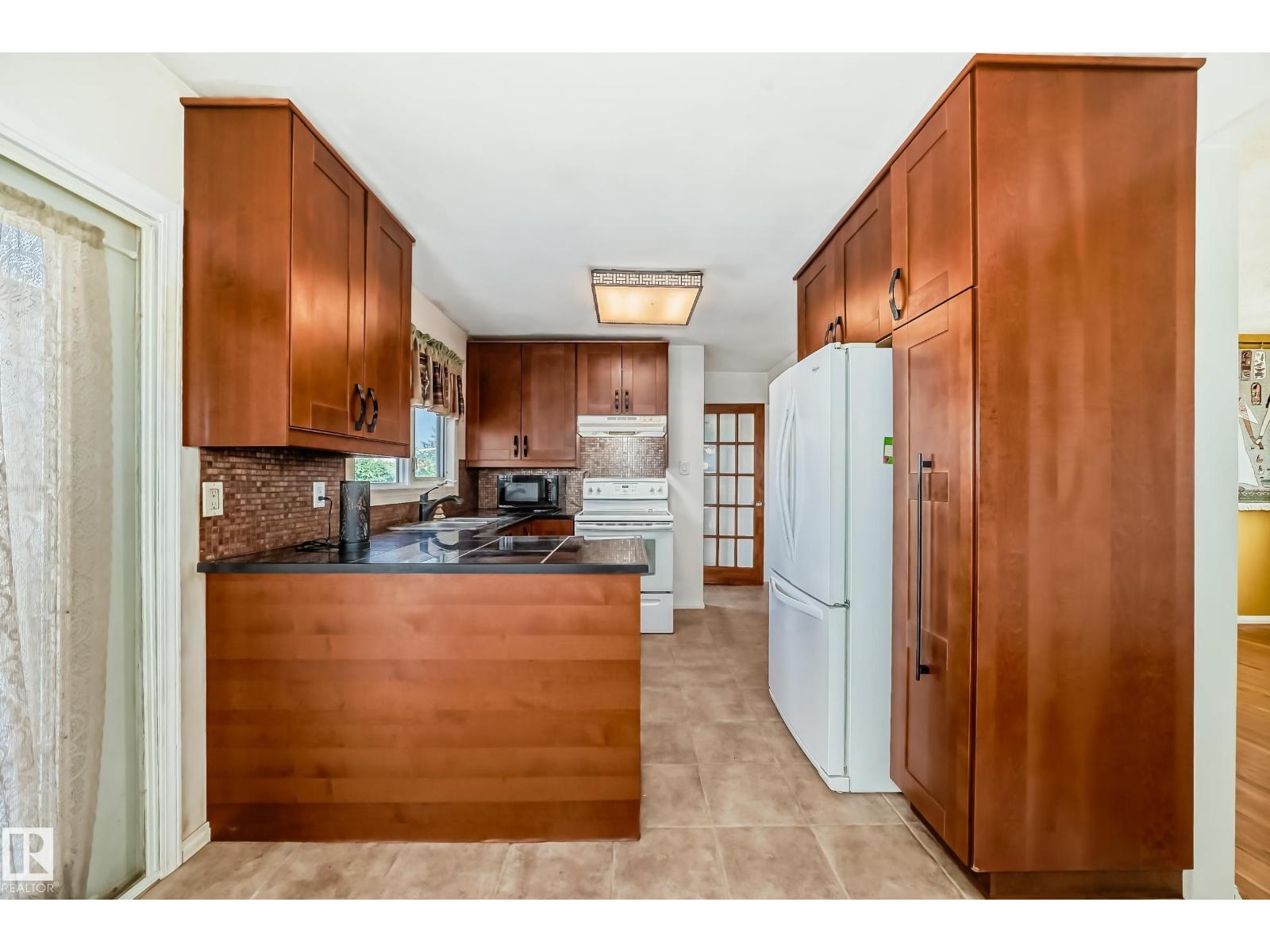 6308 144a Av Nw, Edmonton, Alberta  T5A 1S4 - Photo 7 - E4460300
