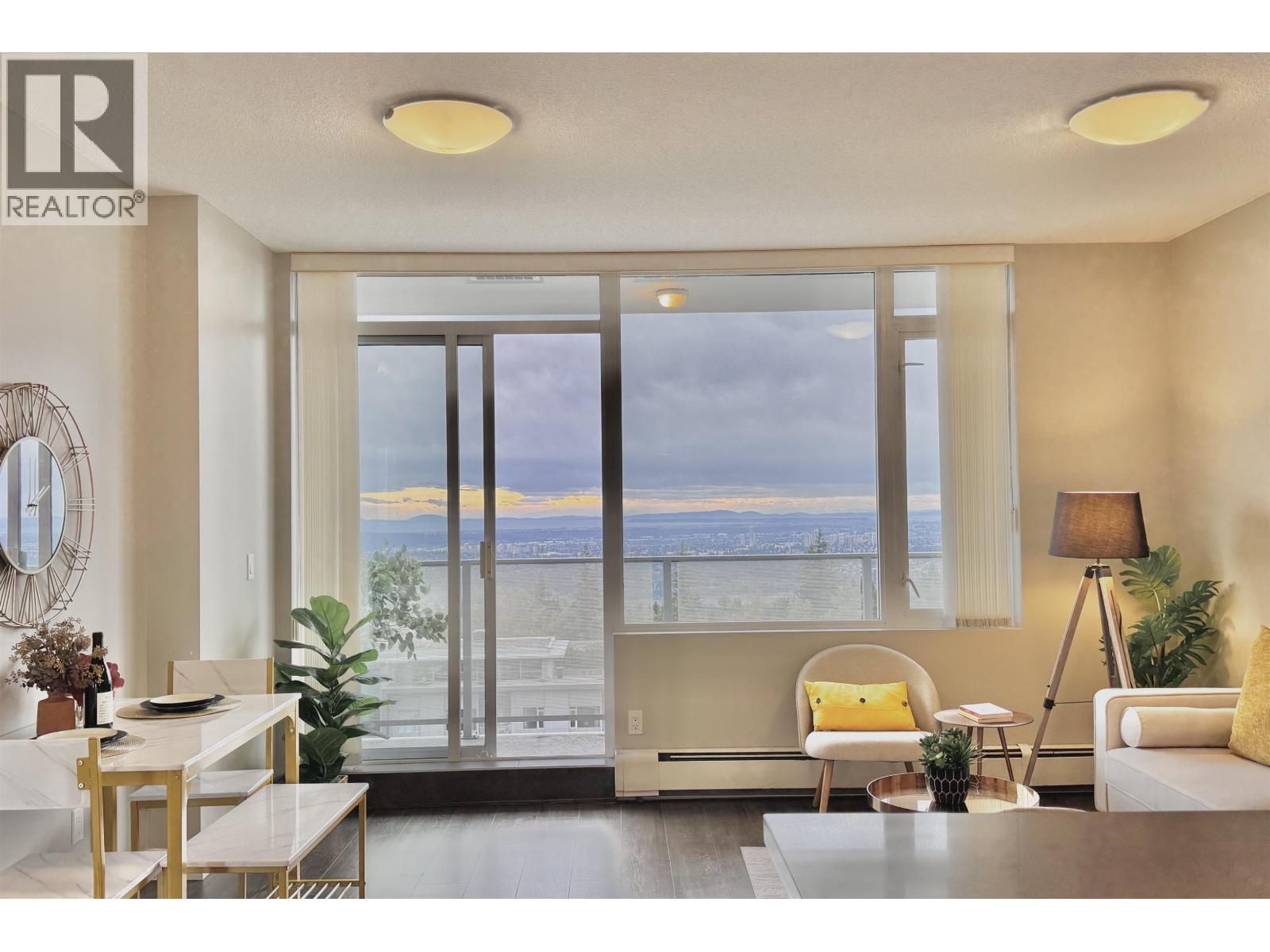 Listing Picture 8 of 15 : 1103 9025 HIGHLAND COURT, Burnaby / 本拿比 - 魯藝地產 Yvonne Lu Group - MLS Medallion Club Member