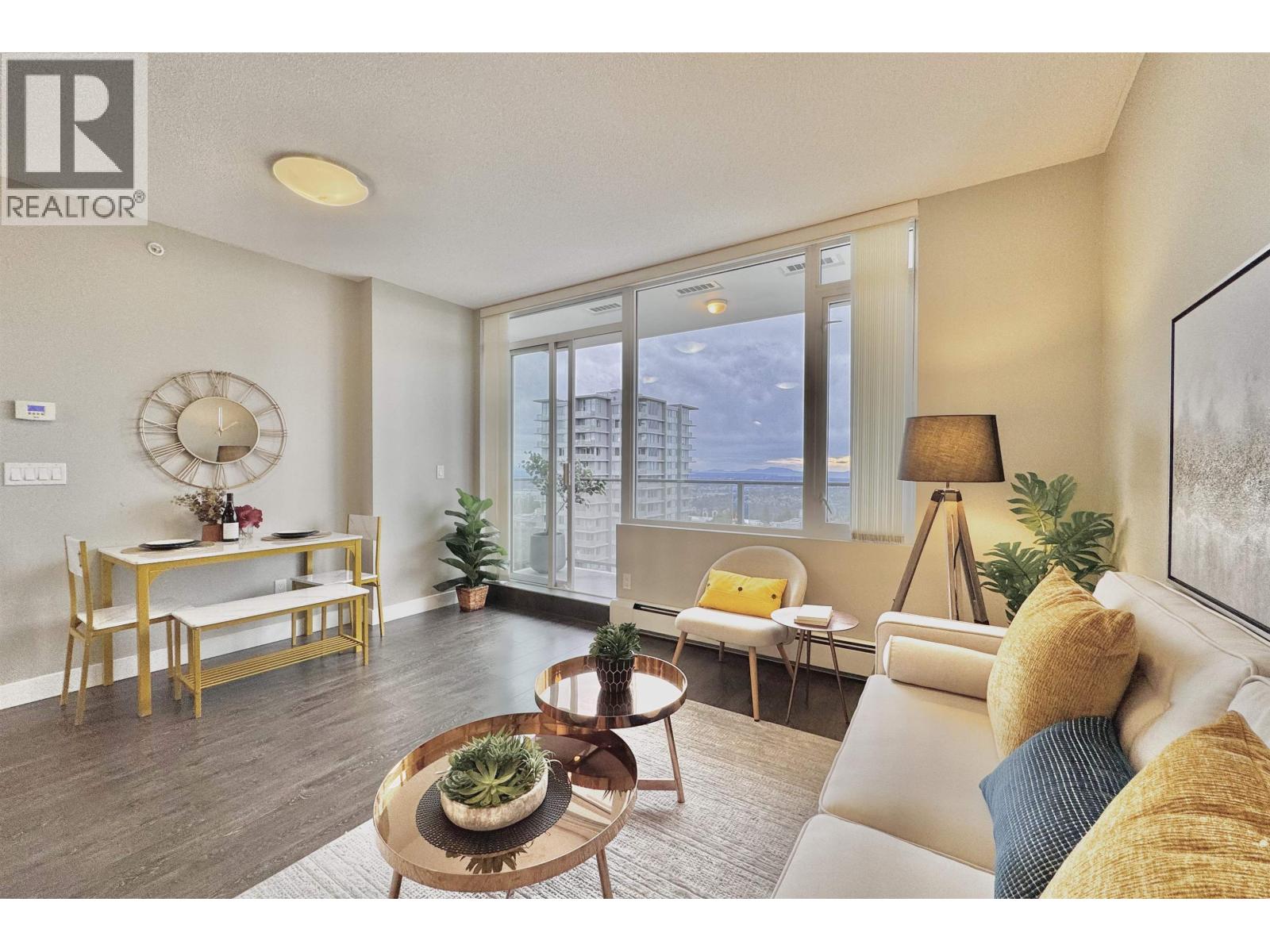 Listing Picture 3 of 15 : 1103 9025 HIGHLAND COURT, Burnaby / 本拿比 - 魯藝地產 Yvonne Lu Group - MLS Medallion Club Member