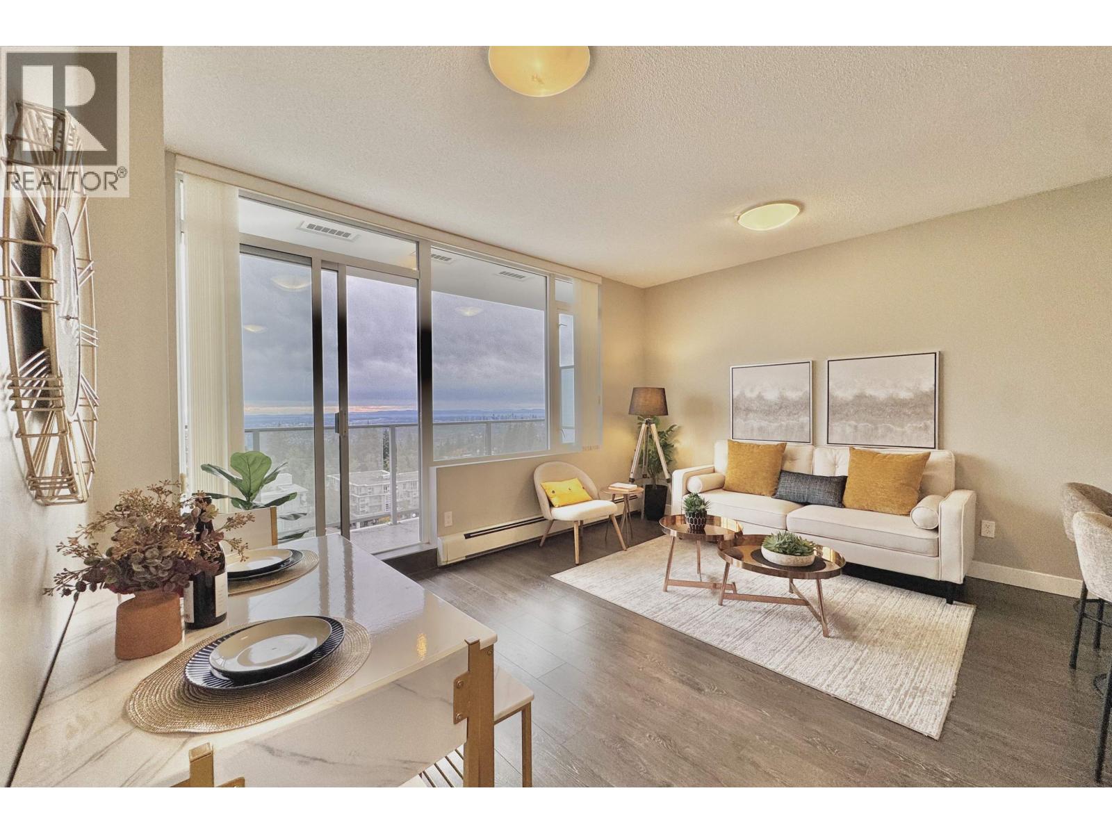 Listing Picture 2 of 15 : 1103 9025 HIGHLAND COURT, Burnaby / 本拿比 - 魯藝地產 Yvonne Lu Group - MLS Medallion Club Member