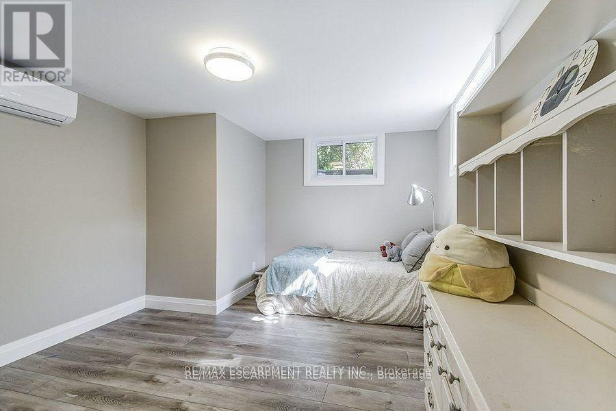 542 Paris Road, Brant (Paris), Ontario  N3L 3E1 - Photo 32 - X12438351