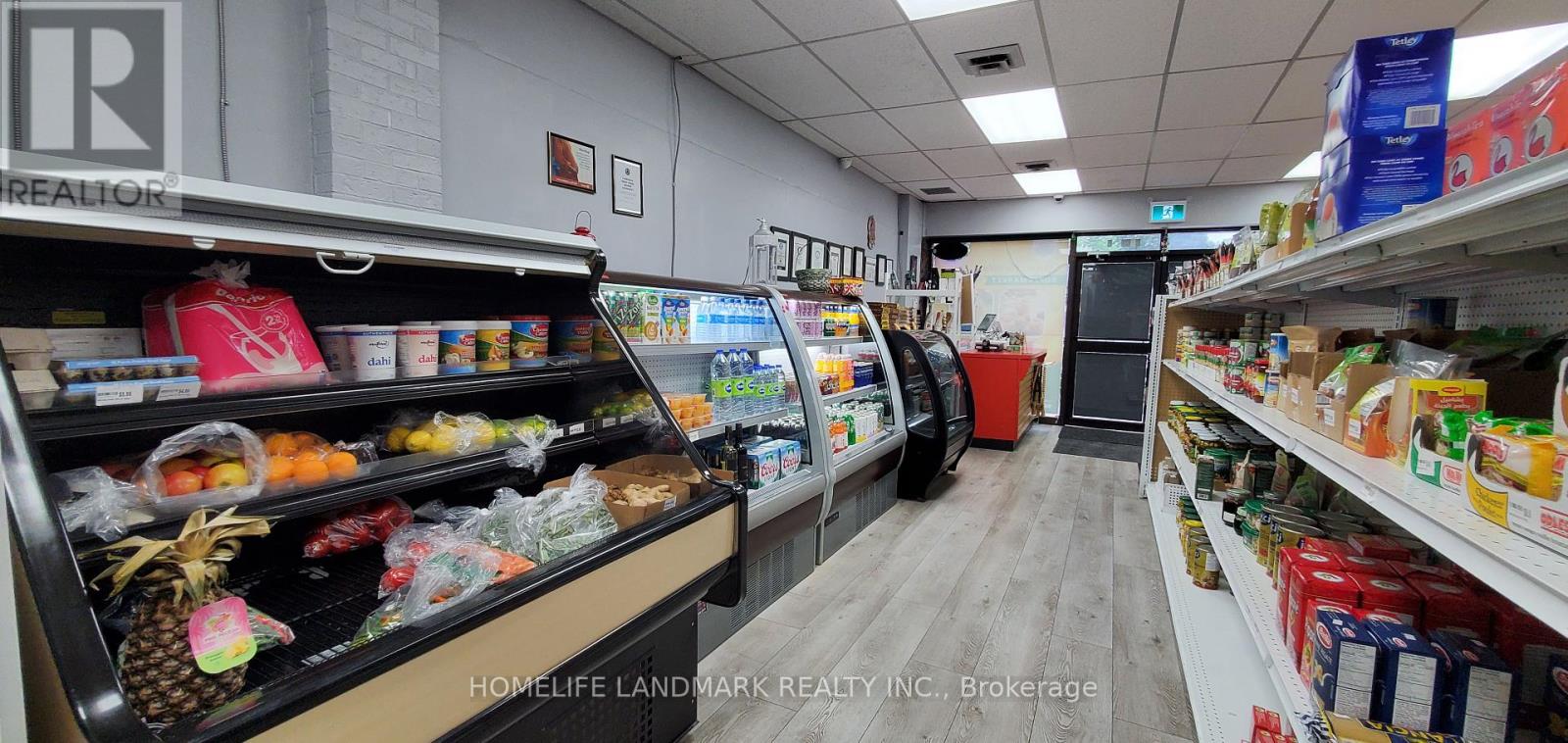 1 - 6710 Drummond Rd, Niagara Falls, Ontario  L2G 4P1 - Photo 21 - X12438354