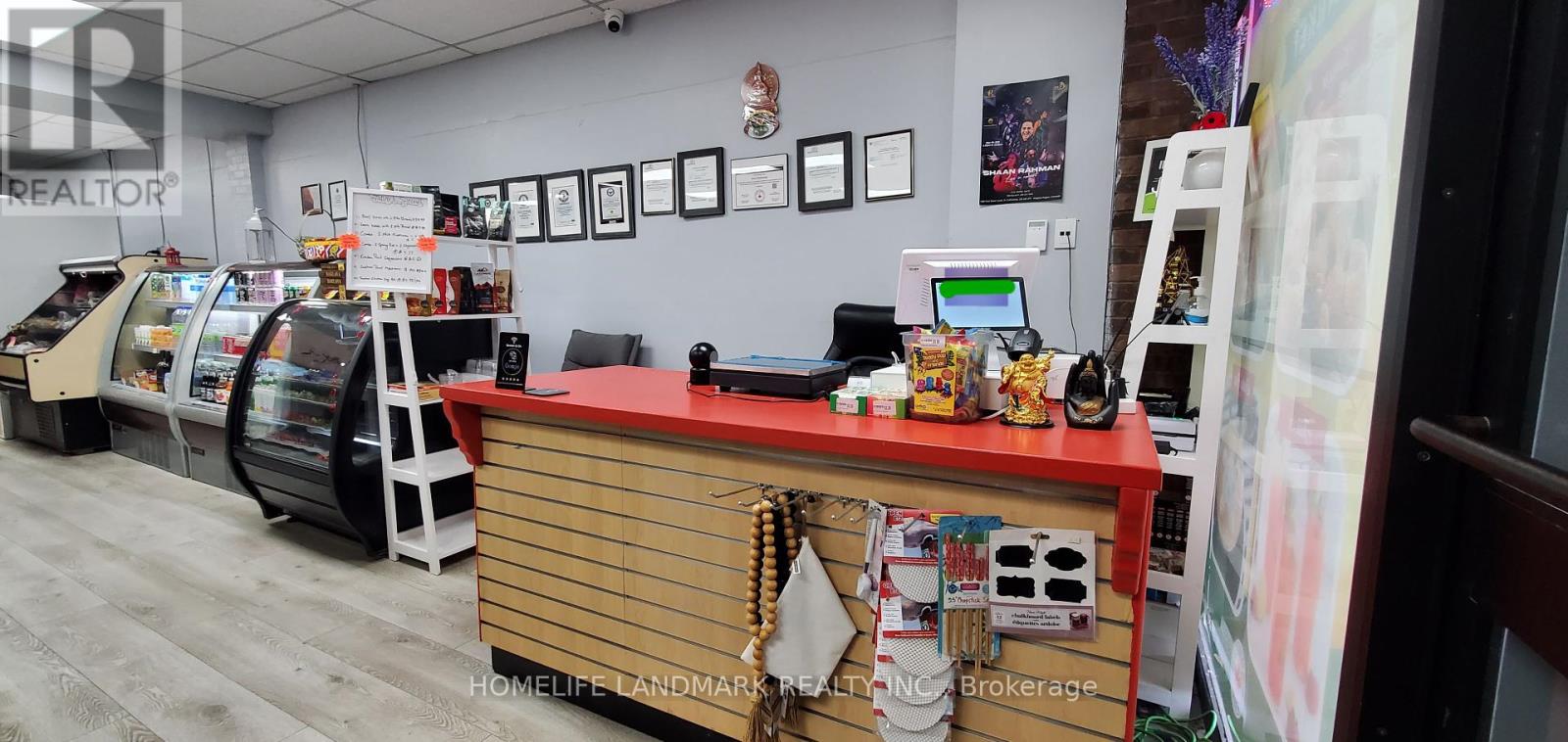 1 - 6710 Drummond Rd, Niagara Falls, Ontario  L2G 4P1 - Photo 3 - X12438354
