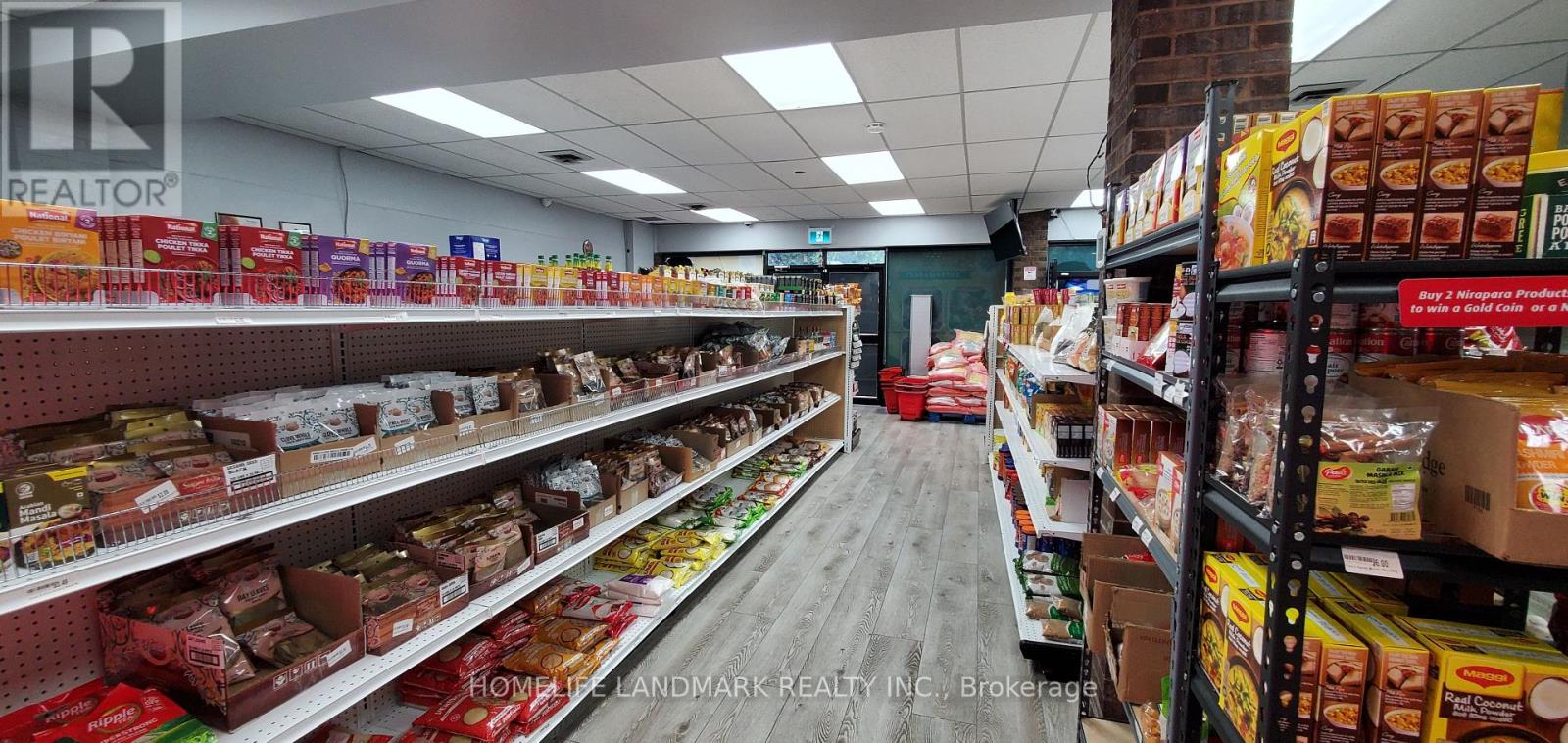 1 - 6710 Drummond Rd, Niagara Falls, Ontario  L2G 4P1 - Photo 8 - X12438354
