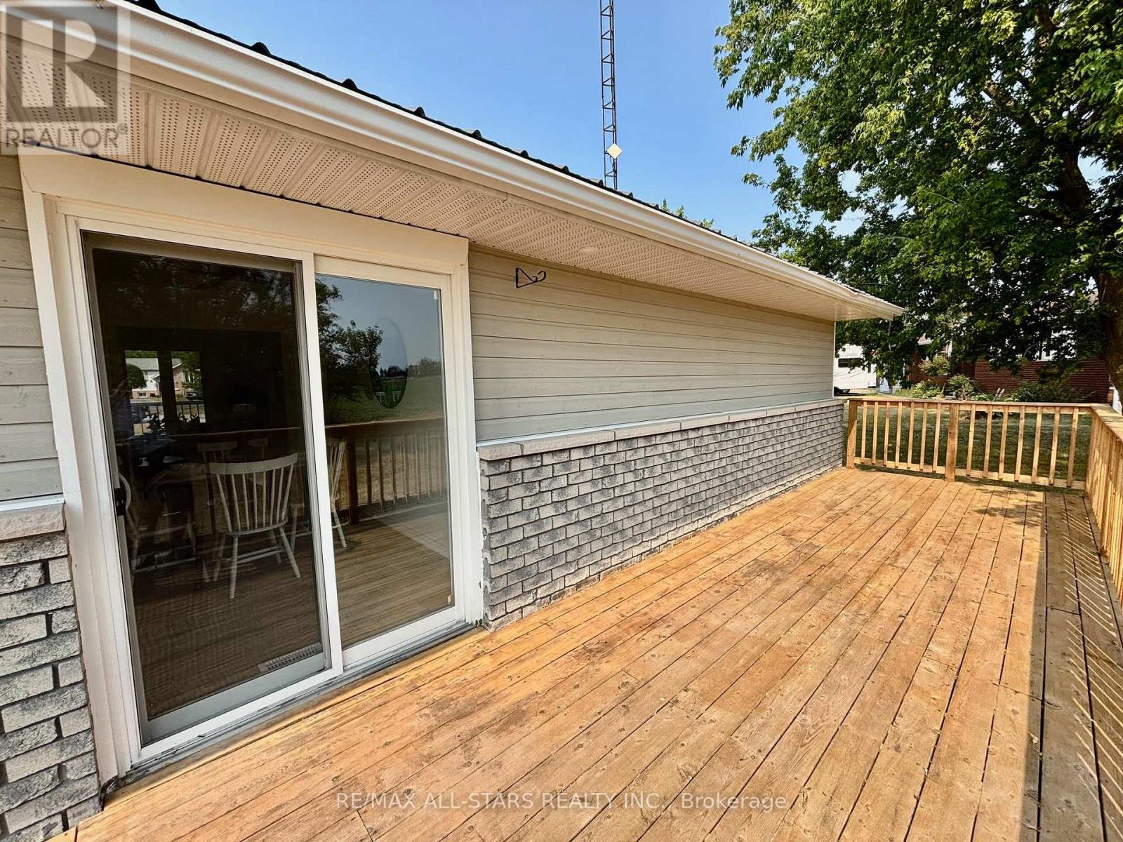 23 Bruce Street, Kawartha Lakes, Ontario  K0M 2M0 - Photo 18 - X12438368