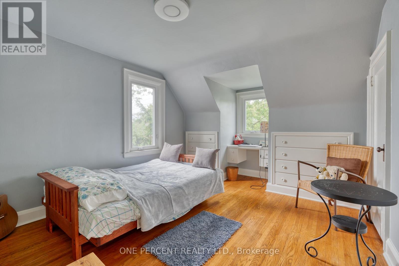33 East 12th Street, Hamilton, Ontario  L9A 3X2 - Photo 18 - X12438383